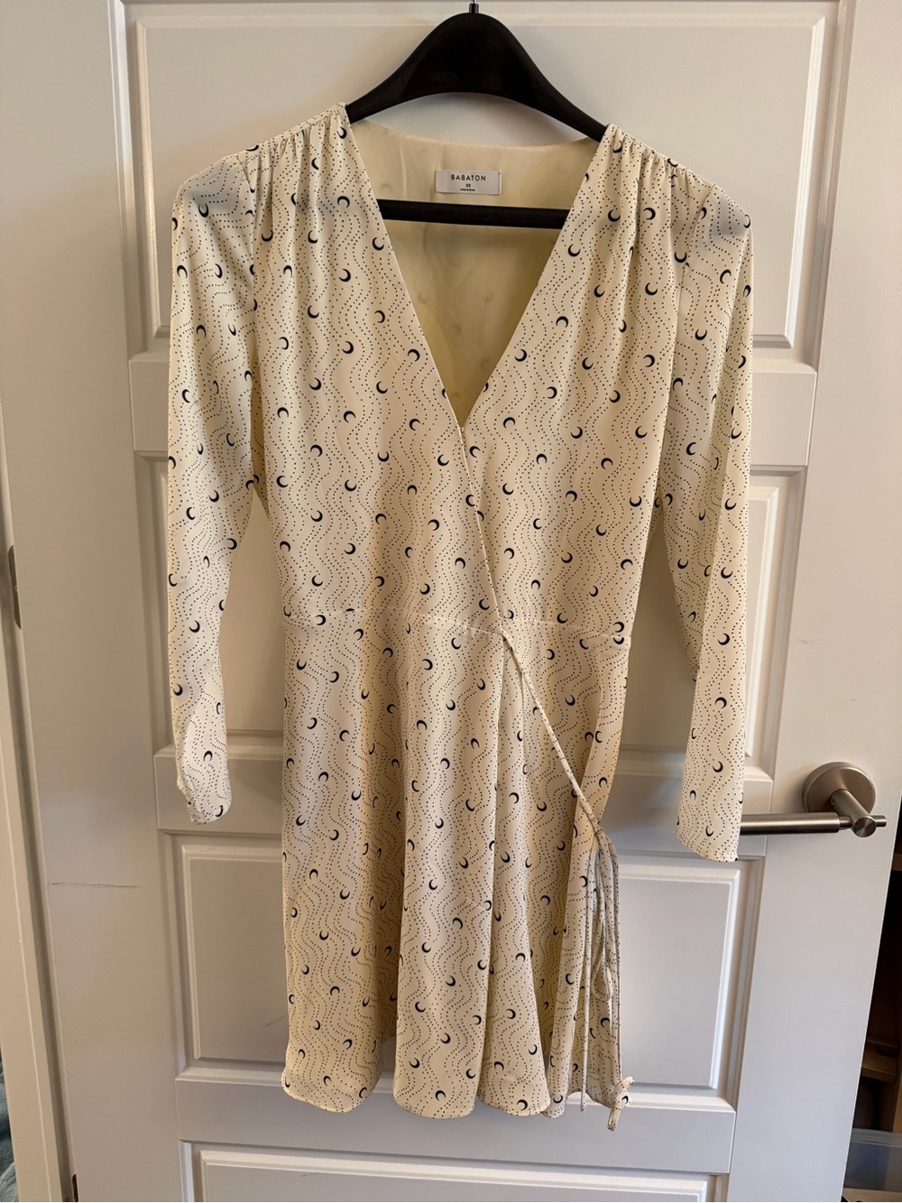 Aritzia Babaton Cream Wrap Dress with black Crescent moon print